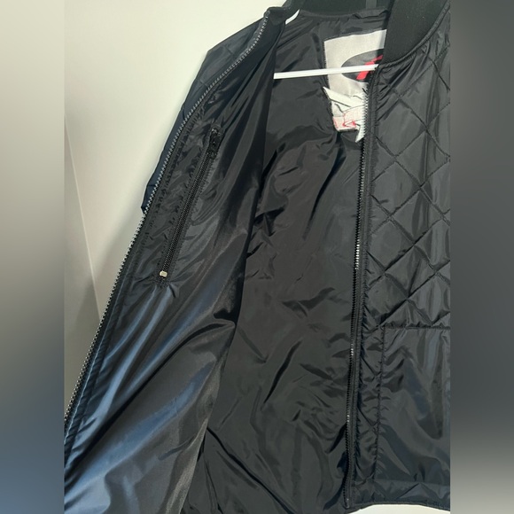 Nordica Smirnoff Racing Puffer Jacket Size: Small With Pockets Fall/Winter - Picture 11 of 11